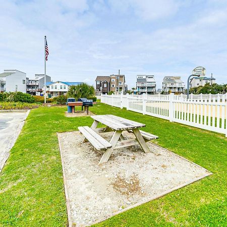 Airy Oceanfront Condo Beach Views And Pool Access! North Topsail Beach Kültér fotó