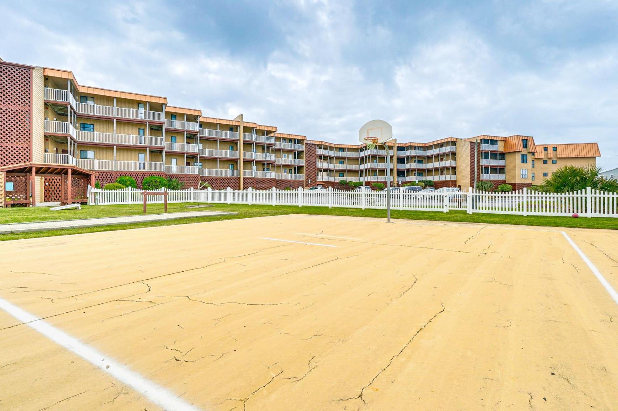 Airy Oceanfront Condo Beach Views And Pool Access! North Topsail Beach Kültér fotó